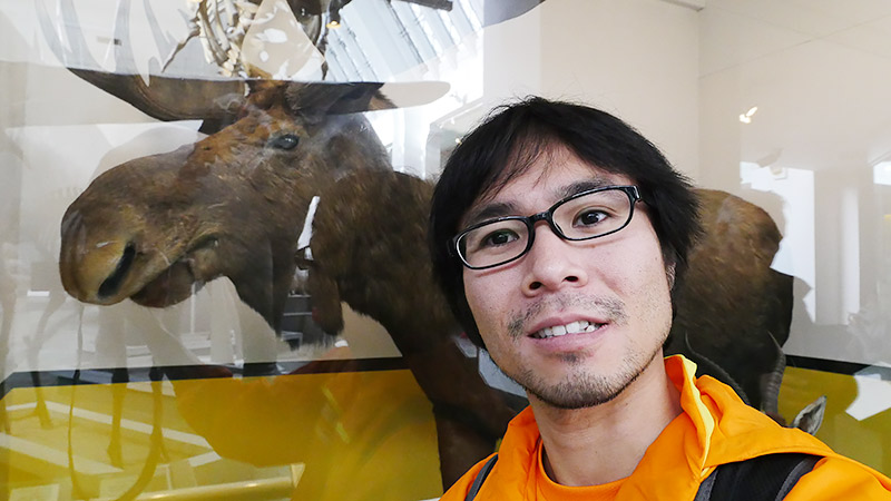 ちょっと元気がないですよね！　だってニホンオオカミを見ることができなかったから！