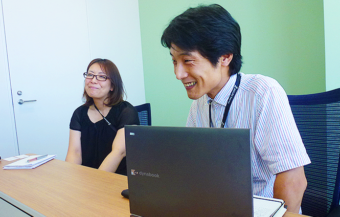 今回インタビューをさせていただいた、嶋崎さん（左）と、山下さん（右）