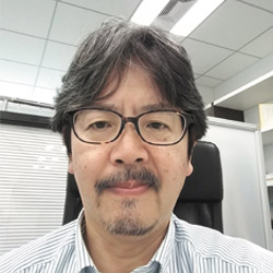 プロフィール